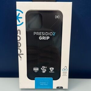 NWT Speck iPhone 11 Pro Max Case